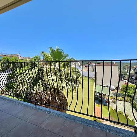 Skyline Lägenhet Bari Sardo